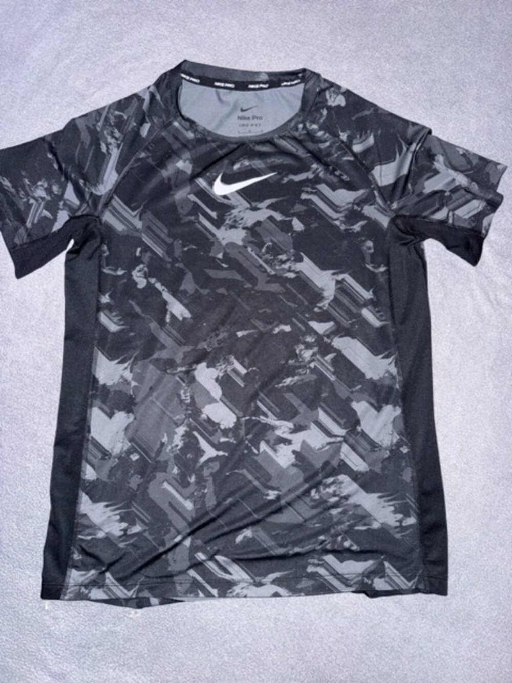 Nike Pro Dri-FIT Boys Large Camo Performance Shirt Black Gray Athletic SS